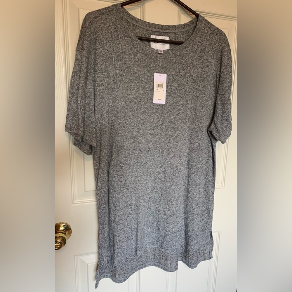 Guess Los Angeles Ribbed Short Sleeve Shirt Gray Multi Color NWT Men’s Sz XL